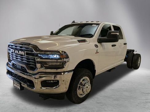 New 2026 RAM 3500 Tradesman w/ Chrome Appearance Group A image 3