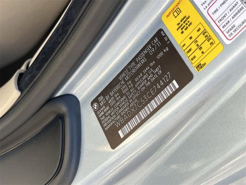 Used 2012 BMW 335i Convertible image 32