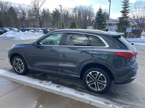 Used 2025 Audi Q5 Premium Plus w/ Premium Plus image 41