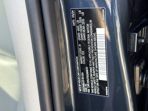 Certified 2025 Volvo S60 B5 Core FWD image 27