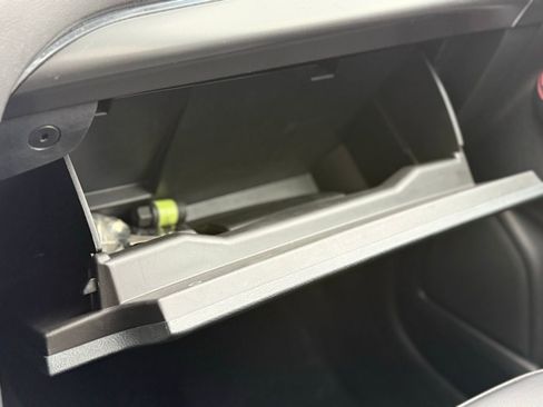 Used 2024 Ford Edge ST-Line image 29