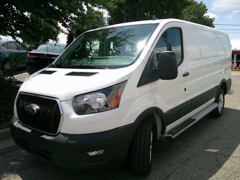 Used 2025 Ford Transit 250 Low Roof w/ Exterior Upgrade Package RWD image 2