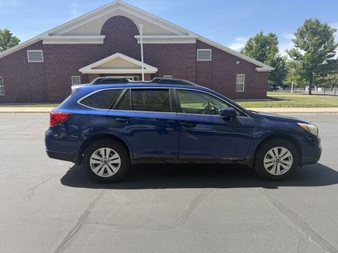 Used 2016 Subaru Outback 2.5i Premium AWD/4WD image 5