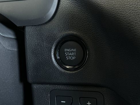 New 2026 Toyota Tundra SR5 w/ SR5 Convenience Package image 19