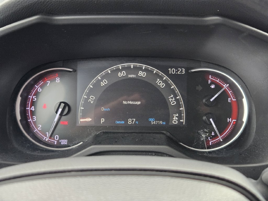 Used 2024 Toyota RAV4 XLE FWD image 12