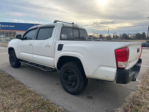 Used 2017 Toyota Tacoma SR w/ Tow Package image 3