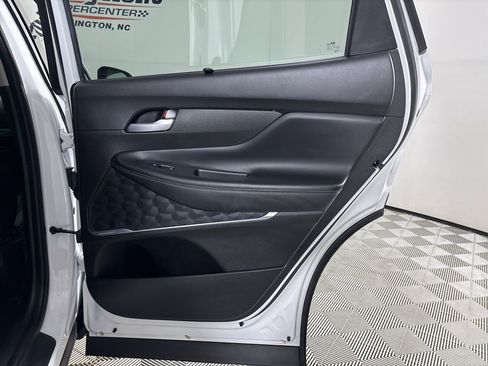 Used 2023 Hyundai Santa Fe Limited image 27