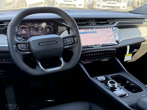 New 2026 Jeep Cherokee Limited image 30