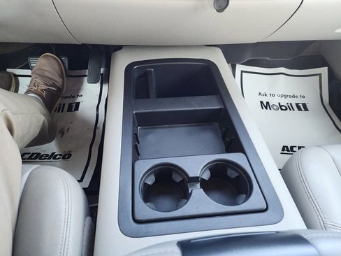 Used 2013 Chevrolet Silverado 2500 LT w/ Interior Plus Package image 48