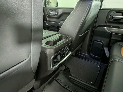 Used 2021 GMC Sierra 1500 AT4 w/ Technology Package image 32