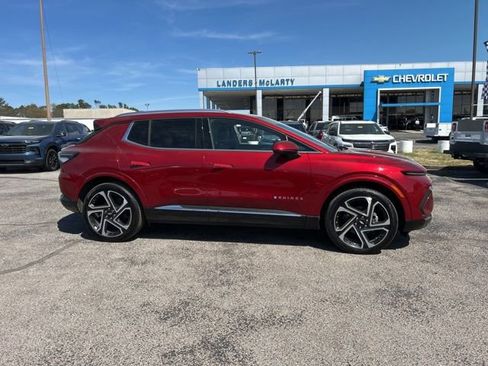 New 2026 Chevrolet Equinox EV LT w/ Convenience Package II image 2