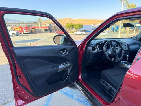 Used 2012 Nissan Juke S AWD/4WD image 9