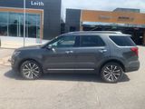 Used 2017 Ford Explorer Platinum image 2