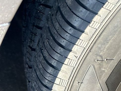 New 2026 Nissan Sentra SV image 9