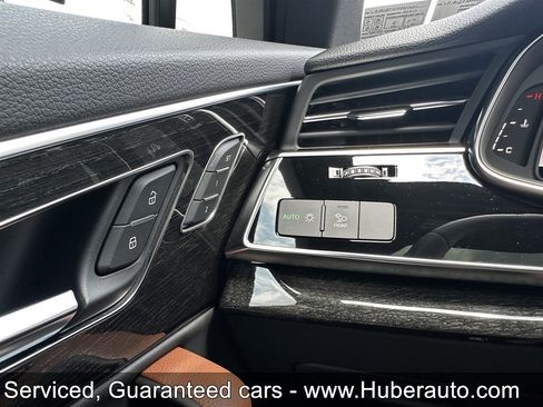 Used 2023 Audi Q7 2.0T Premium w/ Towing Package AWD/4WD image 34