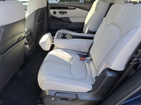 Certified 2025 Honda Pilot EX-L image 11