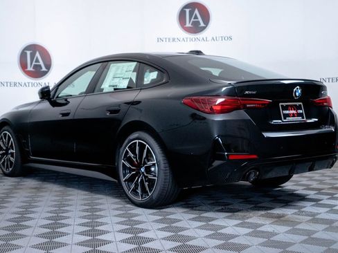 New 2026 BMW 430i xDrive w/ M Sport Package AWD/4WD image 8