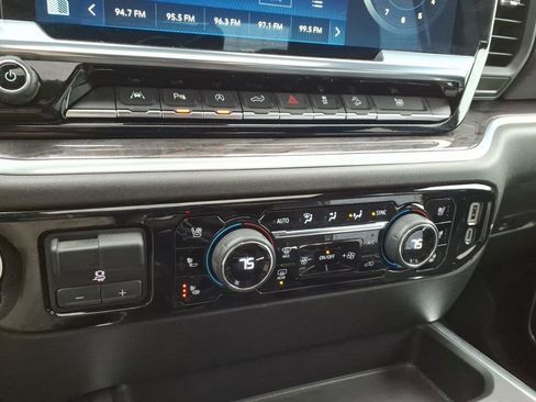 Certified 2024 Chevrolet Silverado 1500 LTZ w/ LTZ Premium Package image 20