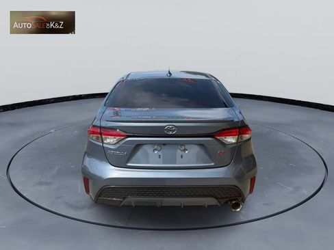 Used 2021 Toyota Corolla SE w/ SE Premium Package image 4