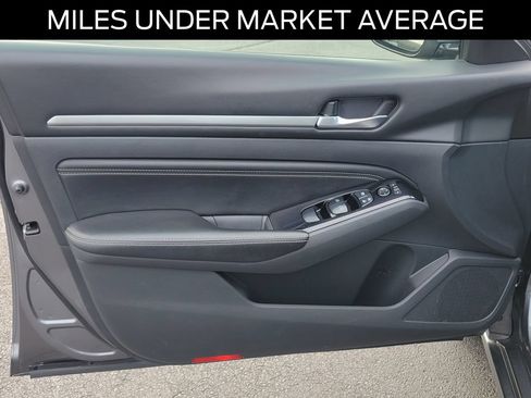 Used 2021 Nissan Altima 2.5 SL FWD image 19
