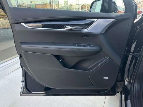 Certified 2023 Cadillac XT6 Premium Luxury AWD/4WD image 15