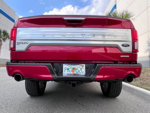 Used 2020 Ford F150 Limited w/ Trailer Tow Package image 3