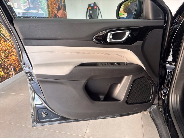 New 2026 Jeep Compass Limited AWD/4WD image 24