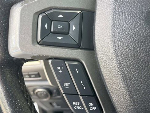 Used 2018 Ford F150 Raptor w/ Equipment Group 802A Luxury image 32