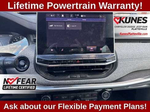 Used 2022 Jeep Compass Latitude w/ Convenience Group AWD/4WD image 17