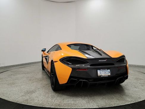 Used 2016 McLaren 570S Coupe RWD image 4