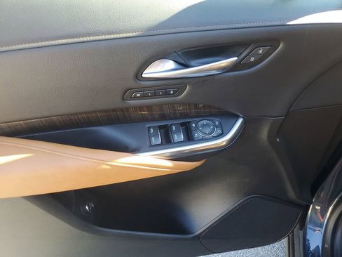 Used 2019 Cadillac XT4 Premium Luxury image 24
