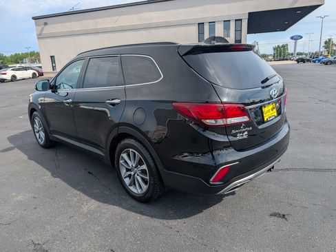Used 2017 Hyundai Santa Fe Limited w/ Cargo Package AWD/4WD image 6