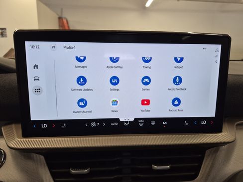 Used 2025 Ford Explorer Active RWD image 37