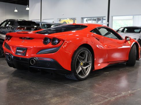 Used 2021 Ferrari F8 Tributo RWD image 6