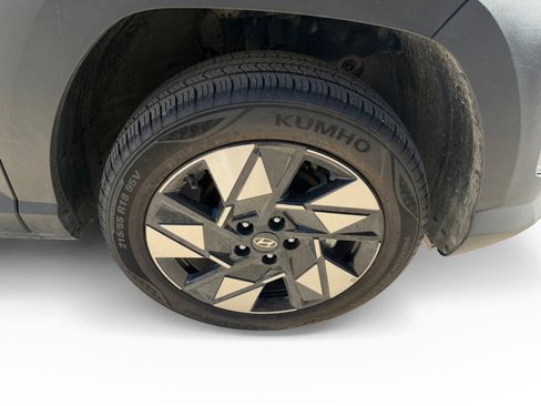 Used 2025 Hyundai Kona SEL image 17