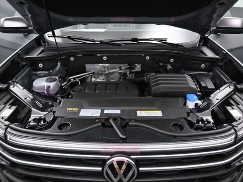 New 2026 Volkswagen Atlas Peak Edition AWD/4WD image 15