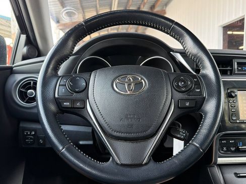 Used 2018 Toyota Corolla iM w/ All-Weather Mat Package FWD image 21
