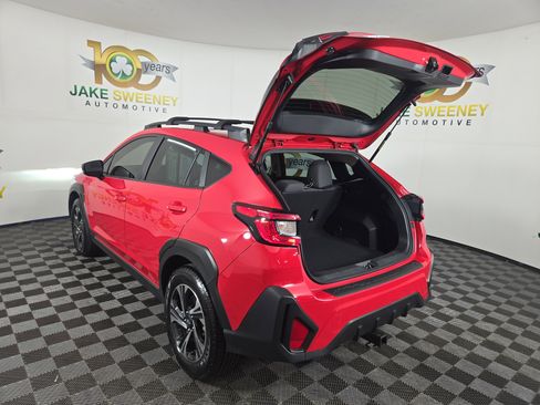 Used 2024 Subaru Crosstrek 2.0i Premium image 32