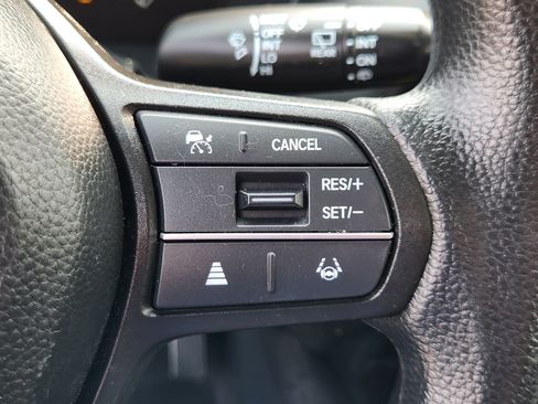 Certified 2023 Honda HR-V LX image 23
