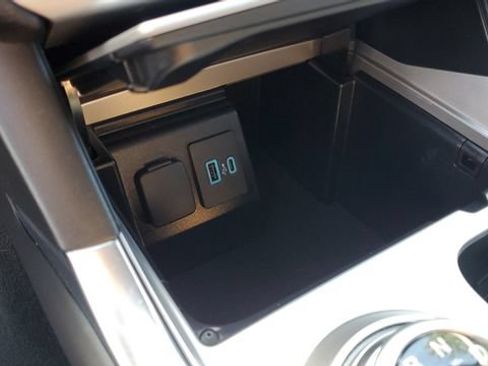Used 2023 Ford Explorer XLT w/ Equipment Group 202A AWD/4WD image 14