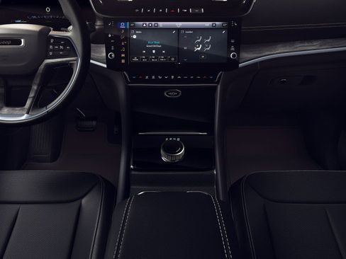 New 2026 Jeep Grand Cherokee Laredo image 5