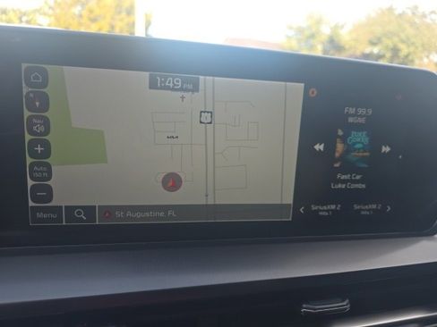 Certified 2025 Kia Telluride S image 17