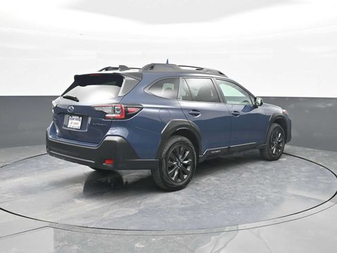 Used 2025 Subaru Outback Onyx Edition AWD/4WD image 8