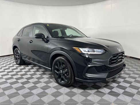 Used 2023 Honda HR-V Sport image 1