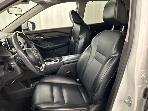 Used 2023 Nissan Rogue SV w/ SV Premium B Package AWD/4WD image 6