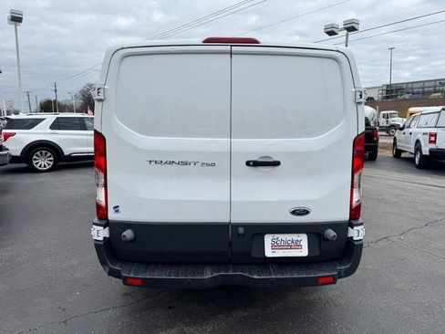 Used 2018 Ford Transit 250 148 Low Roof image 4