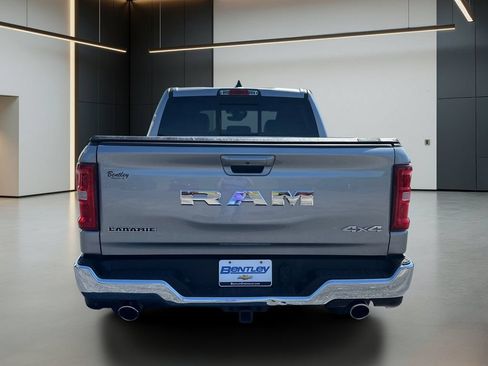 Used 2025 RAM 1500 Laramie AWD/4WD image 5