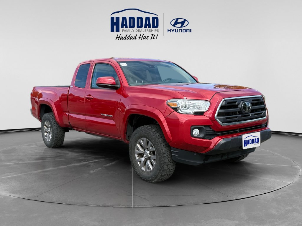 Used 2019 Toyota Tacoma SR5 w/ SR5 Appearance Package (SM) AWD/4WD image 7