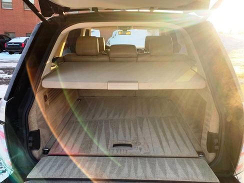 Used 2016 Land Rover Range Rover HSE image 17