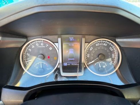 Used 2018 Toyota Tacoma SR5 image 16